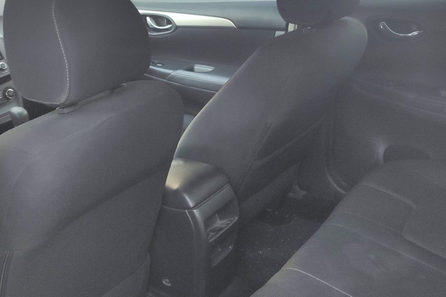 Nissan Sentra A50-34