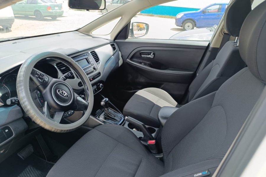 Kia Carens 7-Seater R78-58