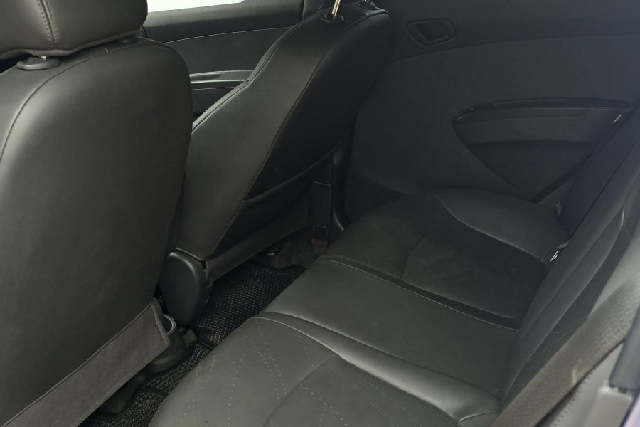 Chevrolet Spark M6-8