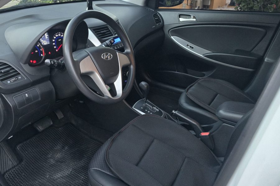 Hyundai Accent M84-65