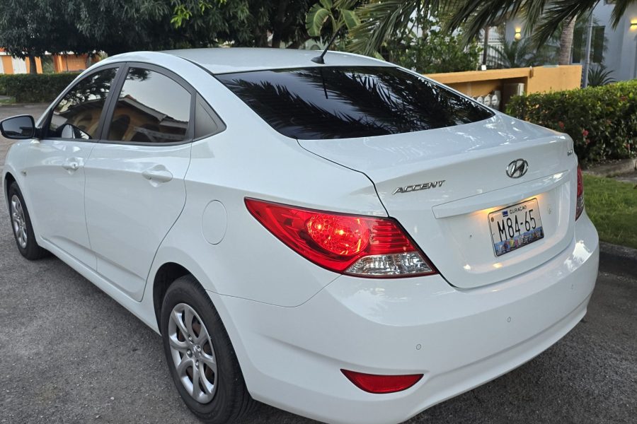 Hyundai Accent M84-65