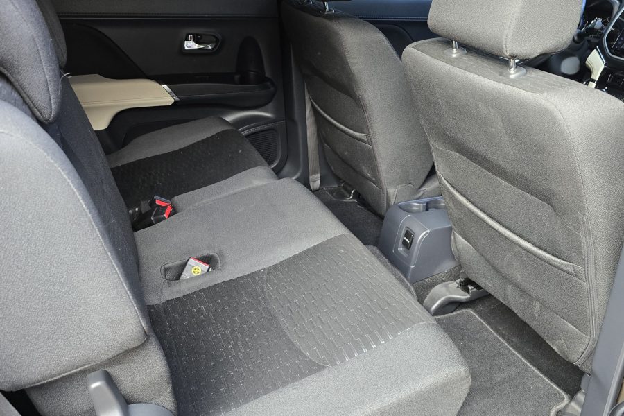 Toyota Rush A10-69 7-seater