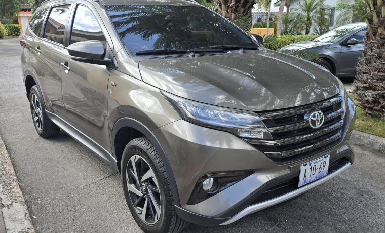 Toyota Rush A10-69 7-seater